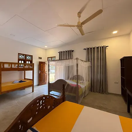 Kudah Bay Surf Camp Apartment Arugam Bay Exterior photo
