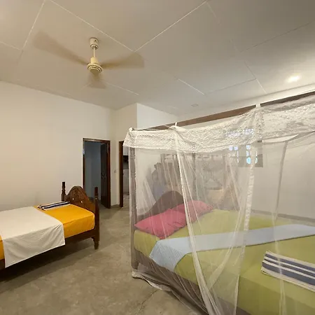 Kudah Bay Surf Camp Apartment Arugam Bay Exterior photo