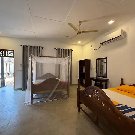 Kudah Bay Surf Camp Apartment Arugam Bay Exterior photo