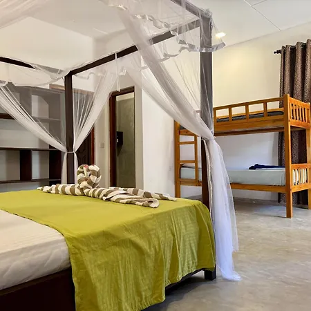 Kudah Bay Surf Camp Apartment Arugam Bay Exterior photo