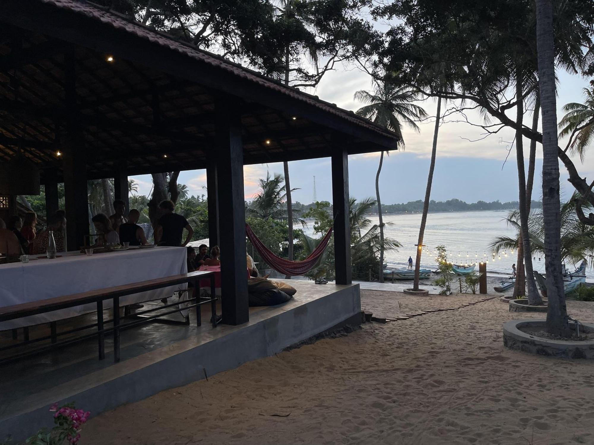 Kudah Bay Surf Camp Homestay
