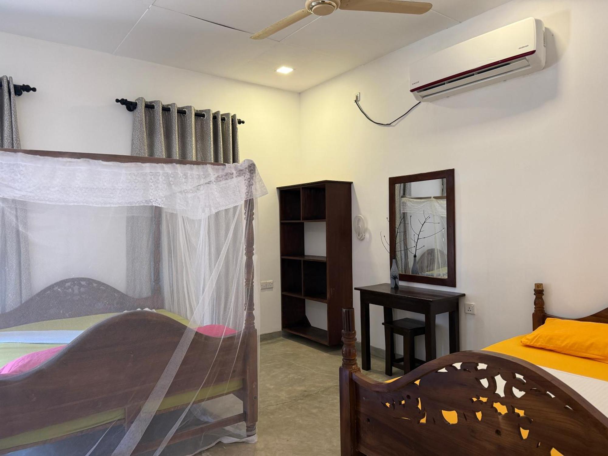Kudah Bay Surf Camp