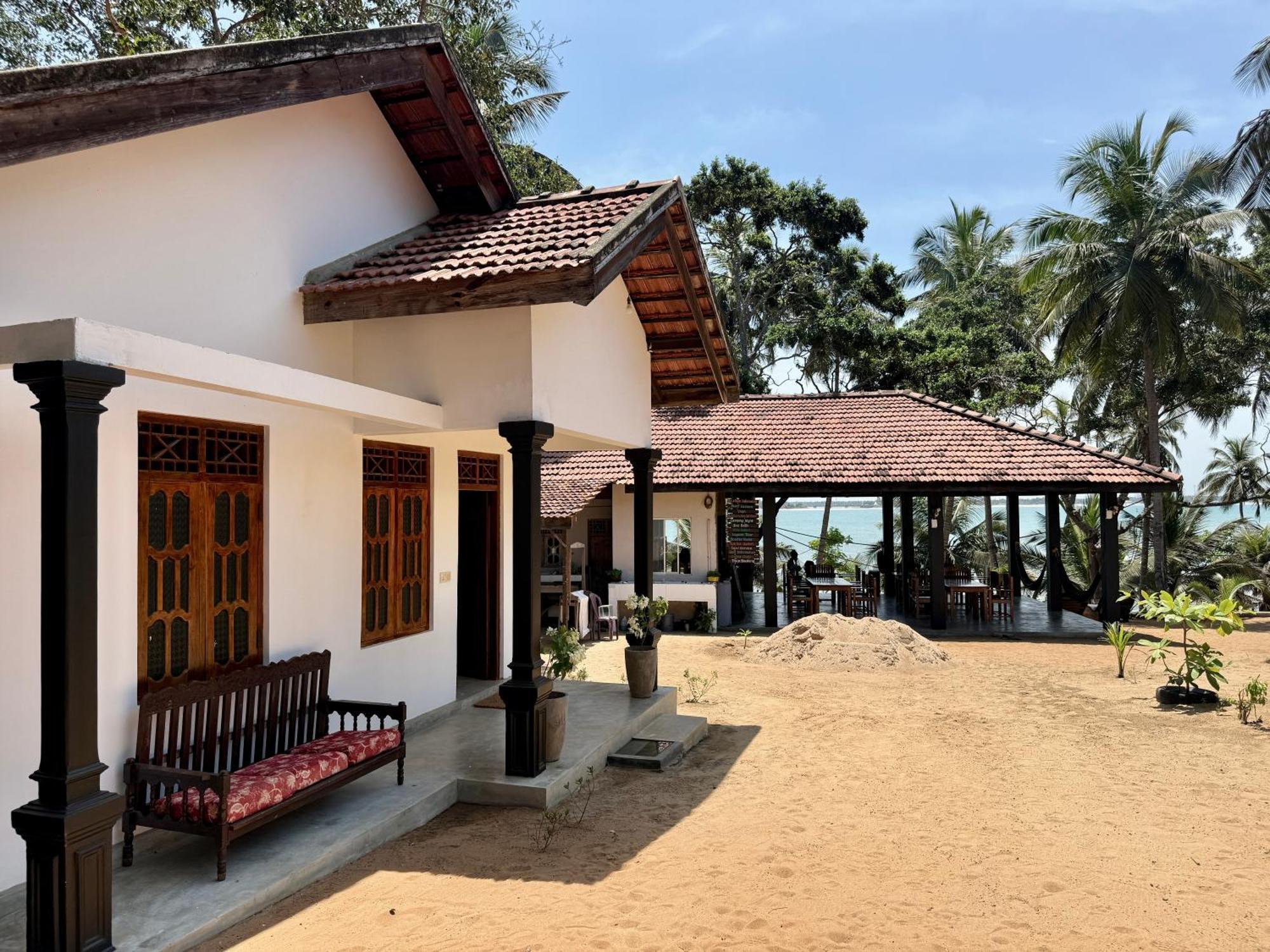 Kudah Bay Surf Camp Homestay Arugam Bay
